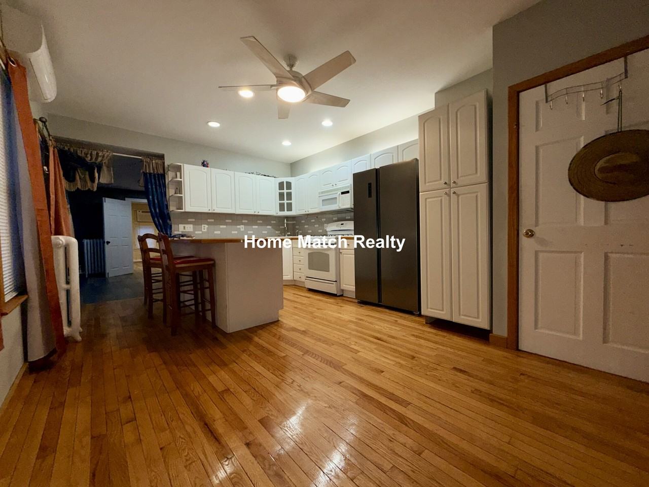 Lambert Ave #2 - Photo 3 of 28