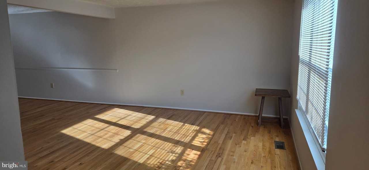 10129 Peanut Mill Dr - Photo 4 of 30