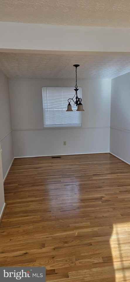 10129 Peanut Mill Dr - Photo 5 of 30