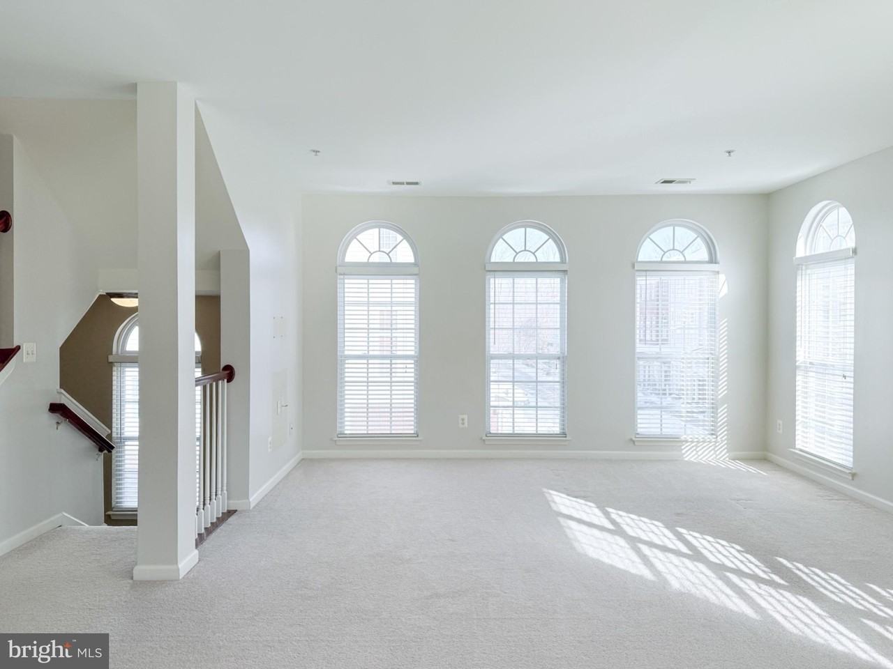 12328 ROLLYS Avenue unit: 1116 #1116 - Photo 2 of 21