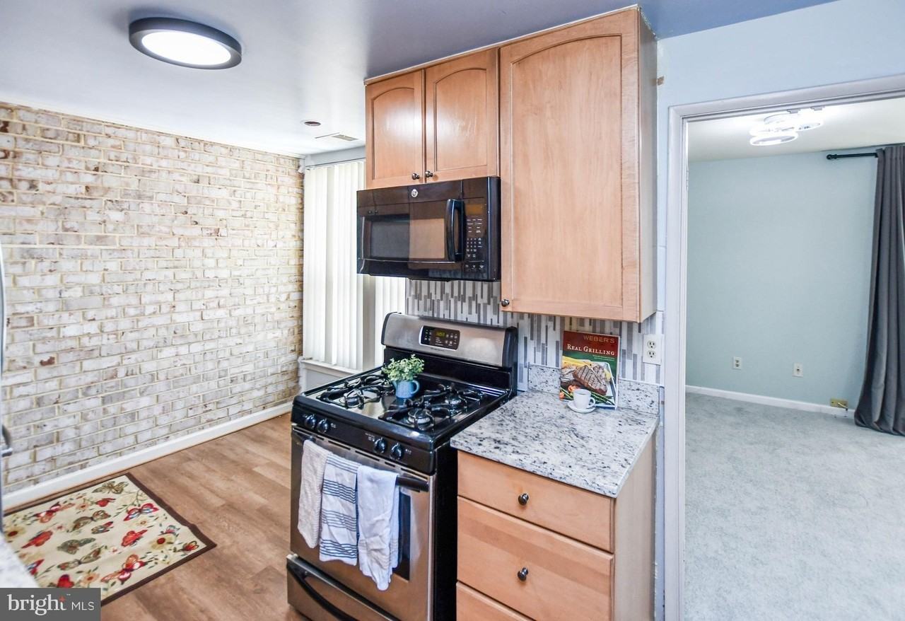 3319 Huntley Square Dr Apt A1 #A1 - Photo 3 of 23