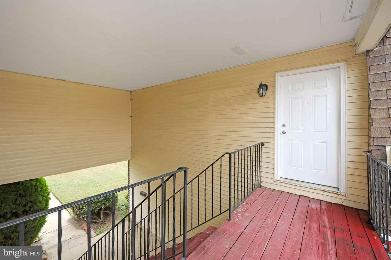 7 Florence Tollgate Pl Unit 5 #5 - Photo 5 of 28