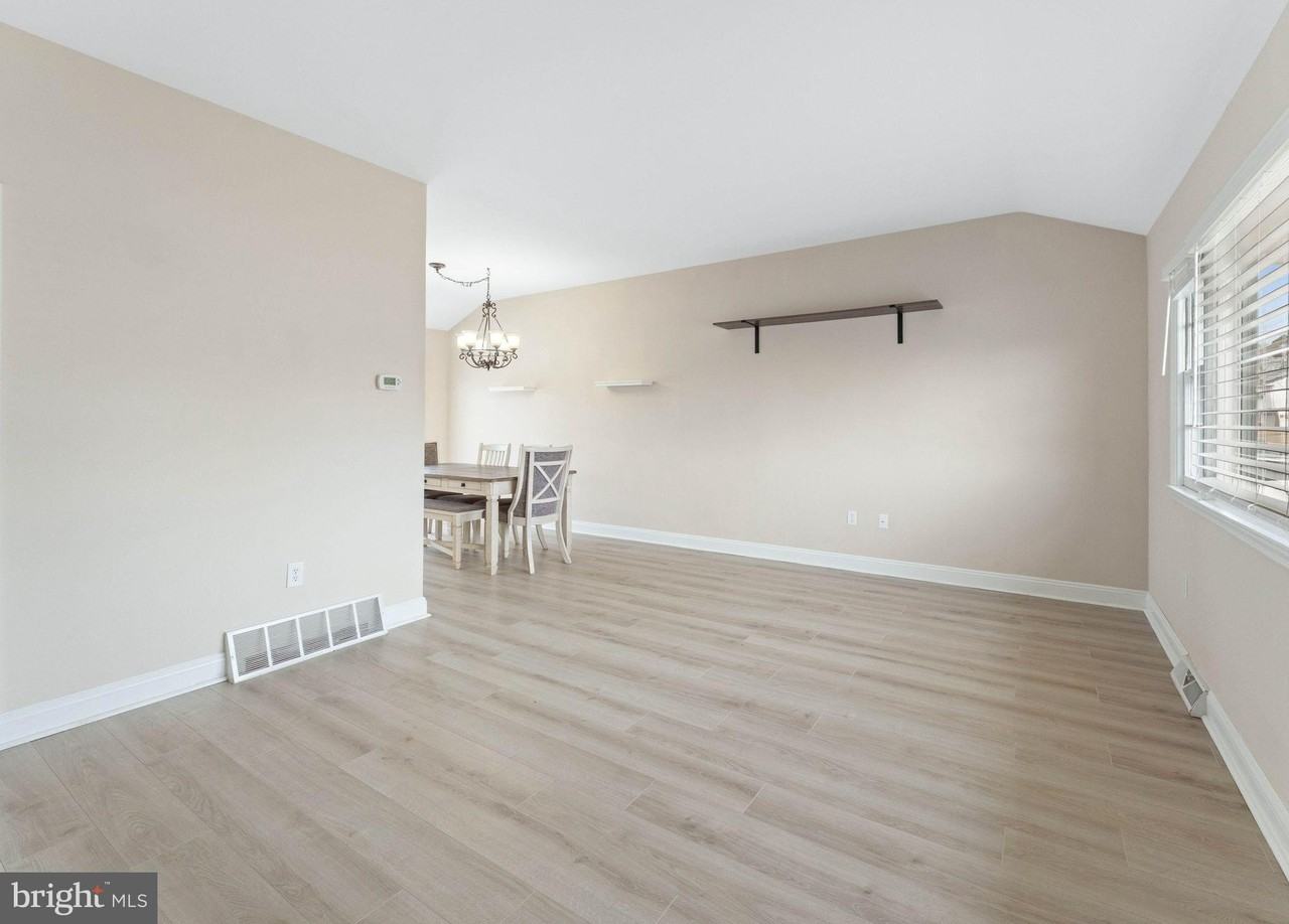 74 Clement Dr - Photo 4 of 28