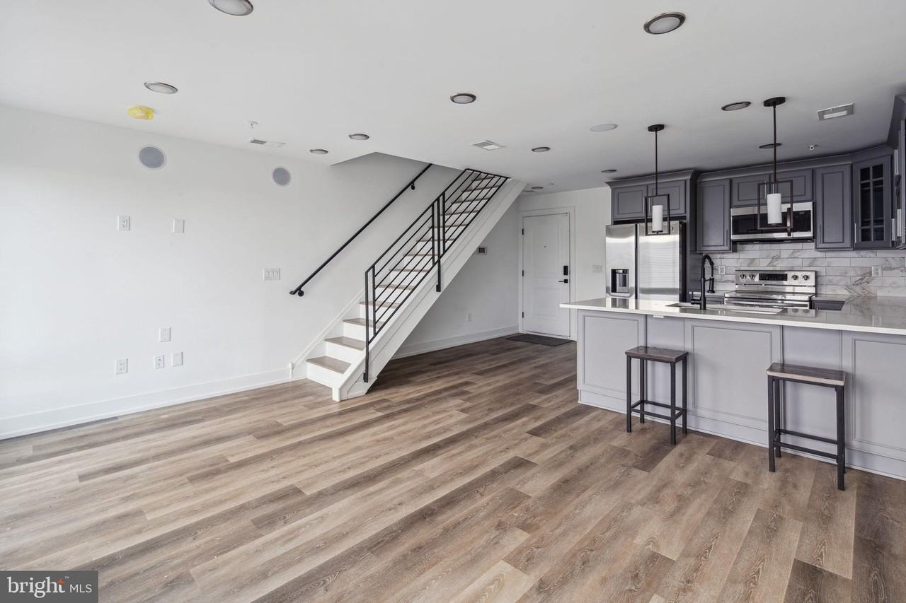 1930 N 2nd St Apt 2a #2A - Photo 3 of 23