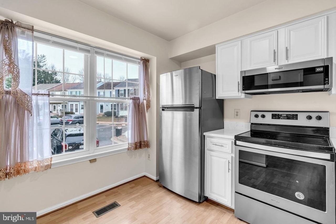 14854 Lynhodge Ct - Photo 7 of 26