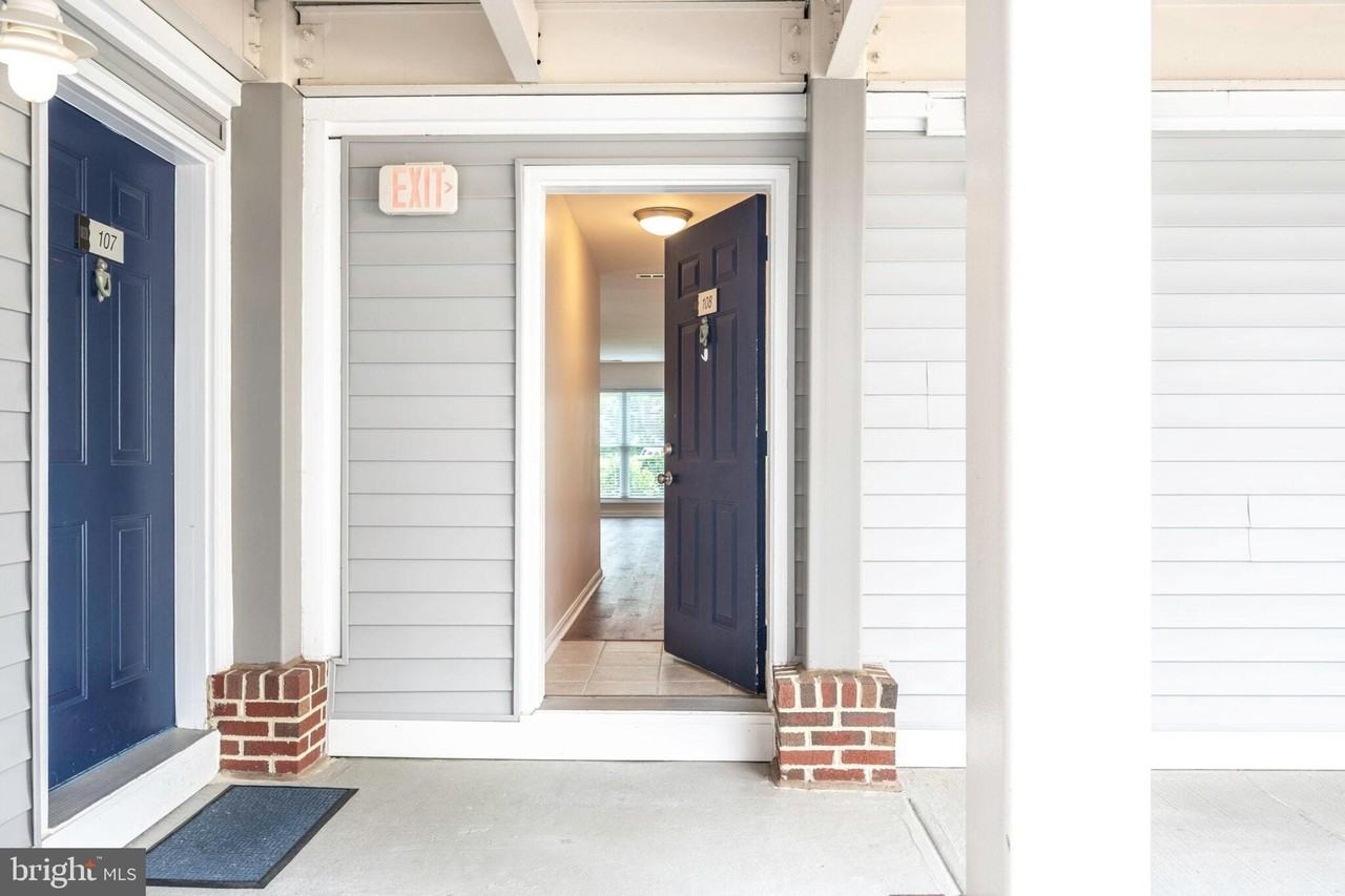 10300 Appalachian Cir Unit 7-108 #7-108 - Photo 5 of 47