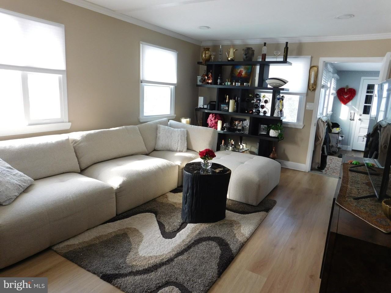 6421 Inwood Dr - Photo 4 of 16