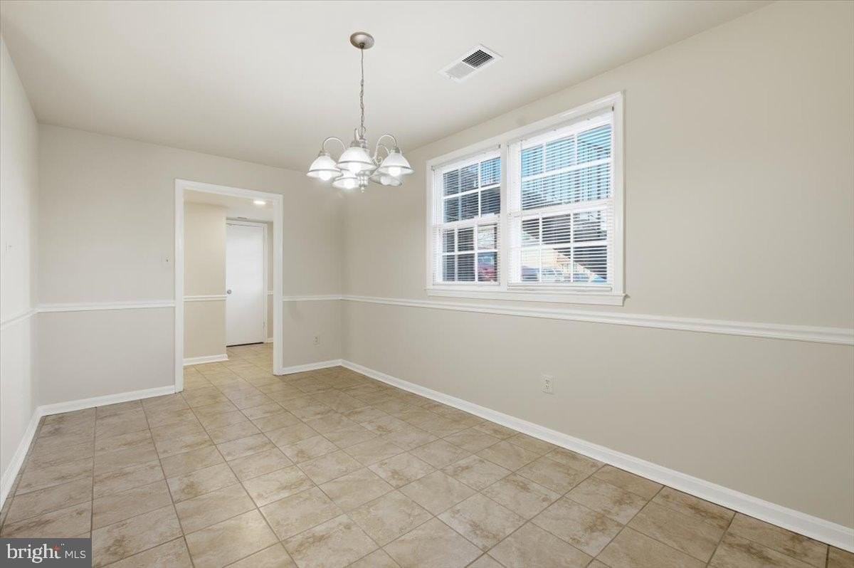 Margate Ct #A - Photo 4 of 20