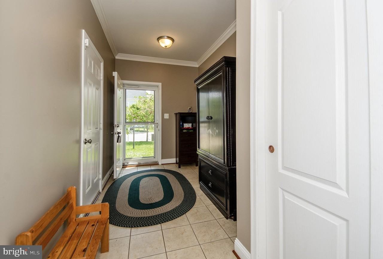 16942 Chesley Pl - Photo 6 of 37