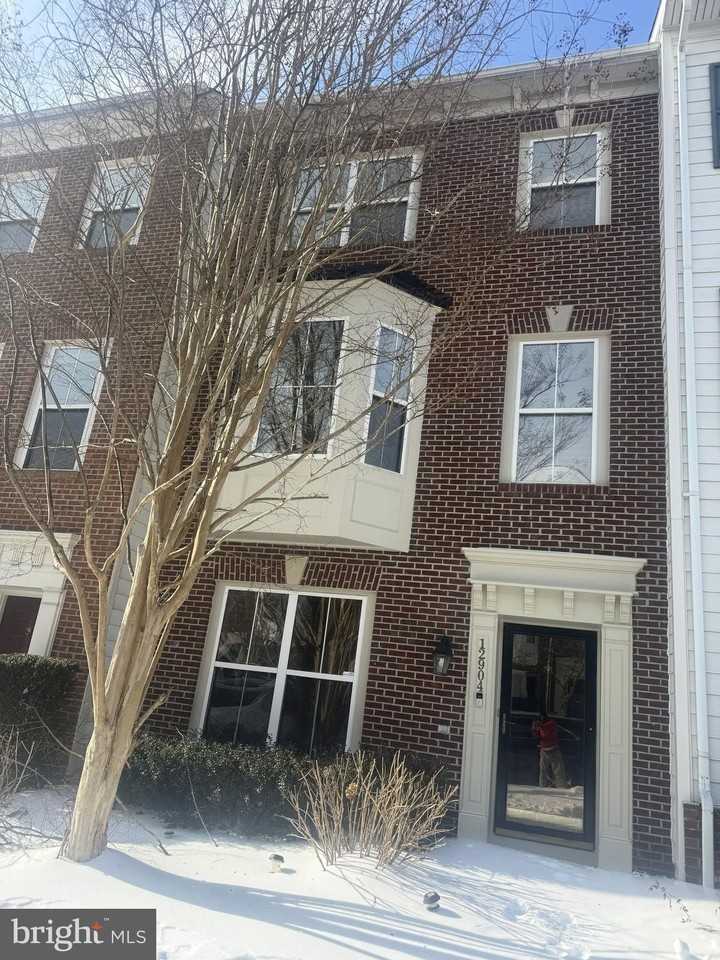 12904 Leatherwood Ln - Photo 2 of 19