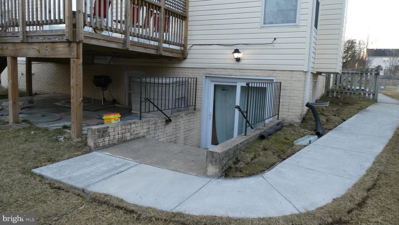 8515 Preakness Pl - Photo 2 of 21