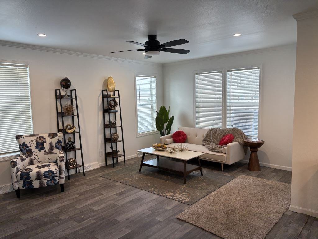 16 Cimarron - Photo 4 of 29