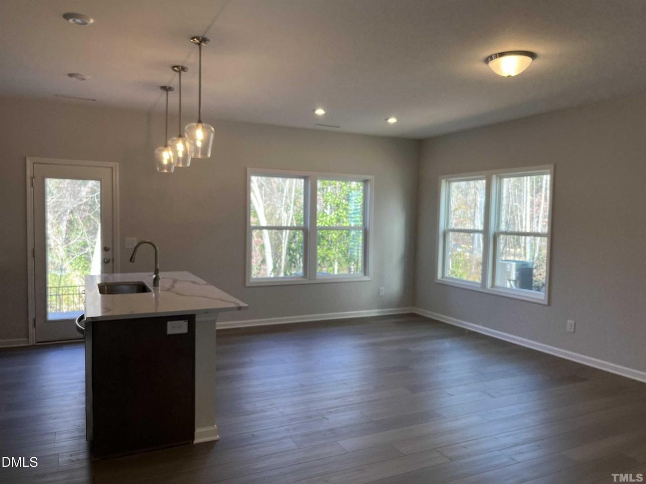 3305 Oak Pass Dr - Photo 3 of 9