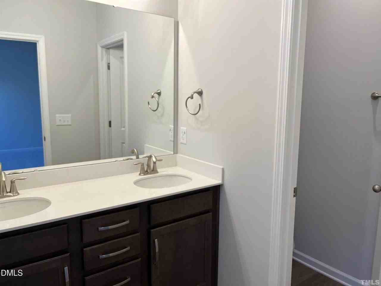 3305 Oak Pass Dr - Photo 5 of 9