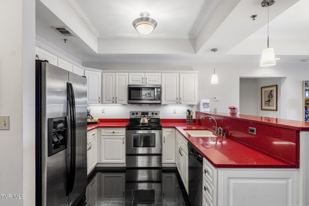 210 Raceday Center Dr Unit 1304 #1304 - Photo 6 of 50