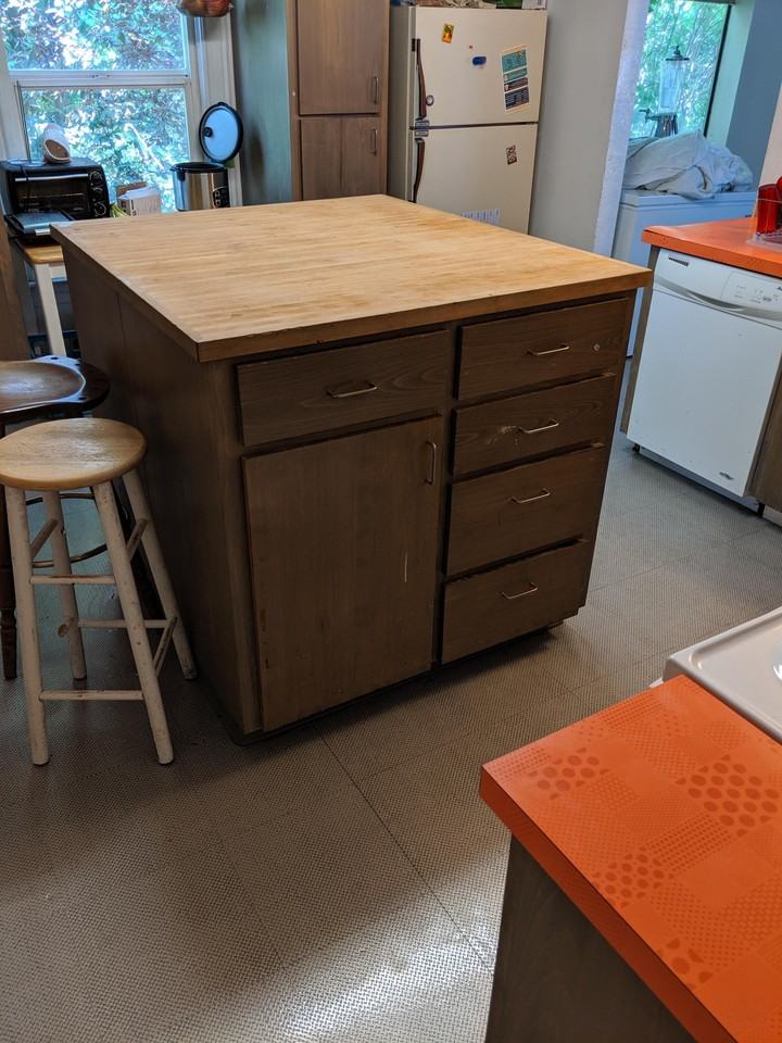 905 Isaacs Ave - Photo 3 of 3