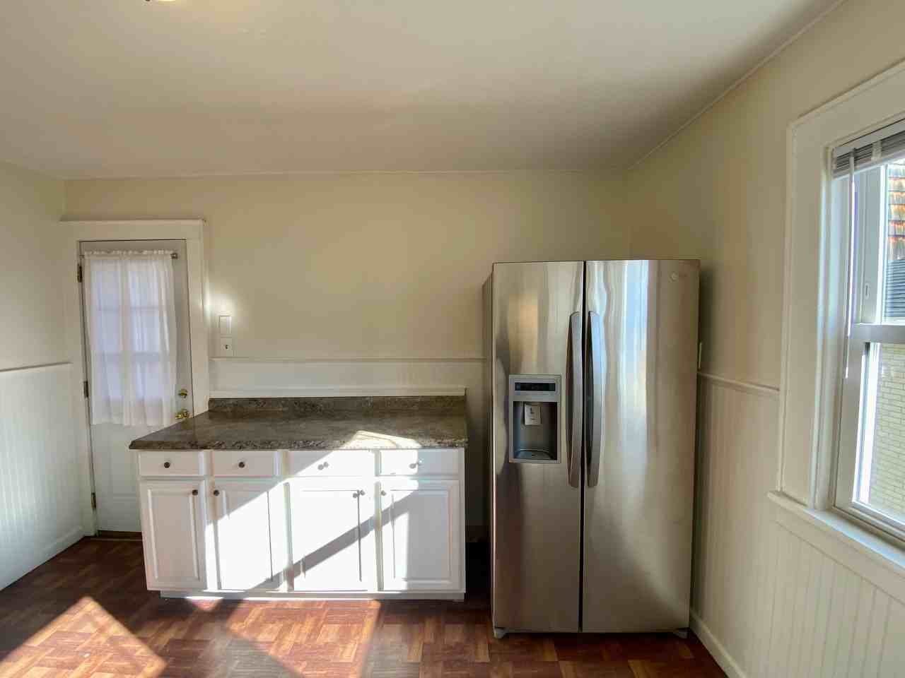 244 Woodruff Ave #244 - Photo 4 of 13