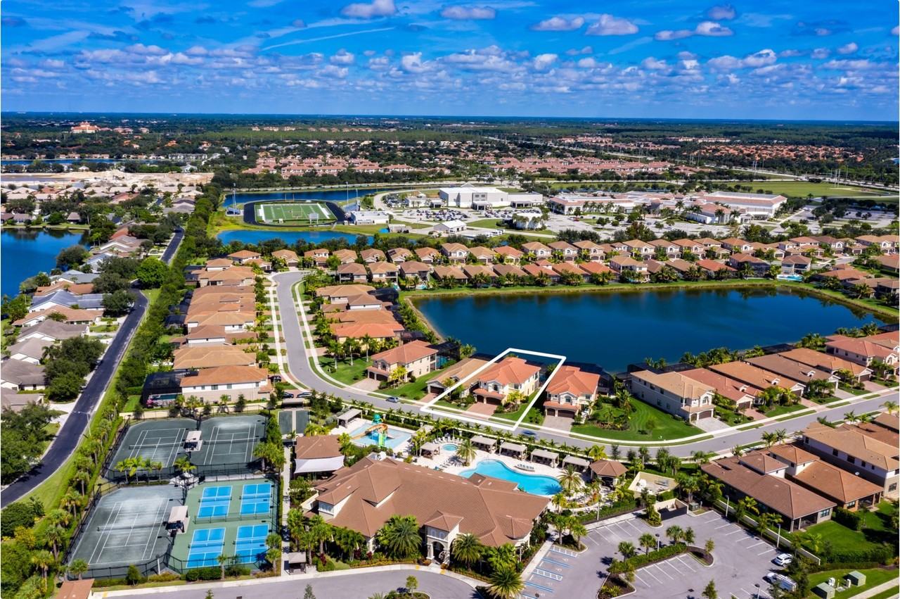 13755 Luna Dr - Photo 2 of 21