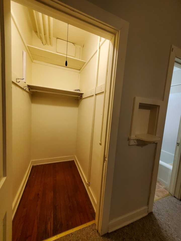 1338 Main St #8 - Photo 3 of 9