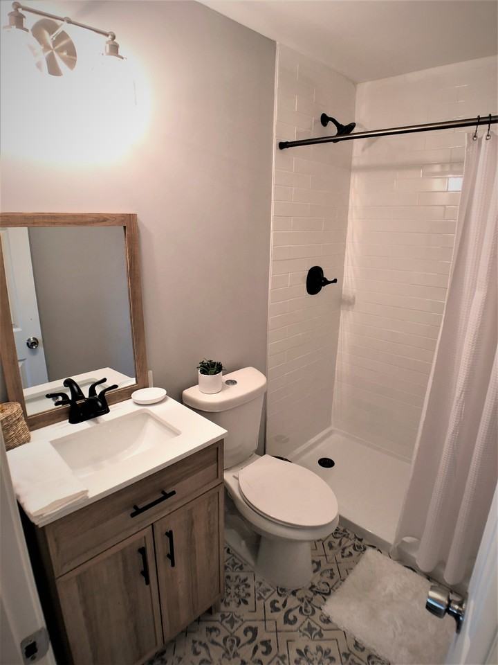 317 Ellis St - Photo 2 of 10