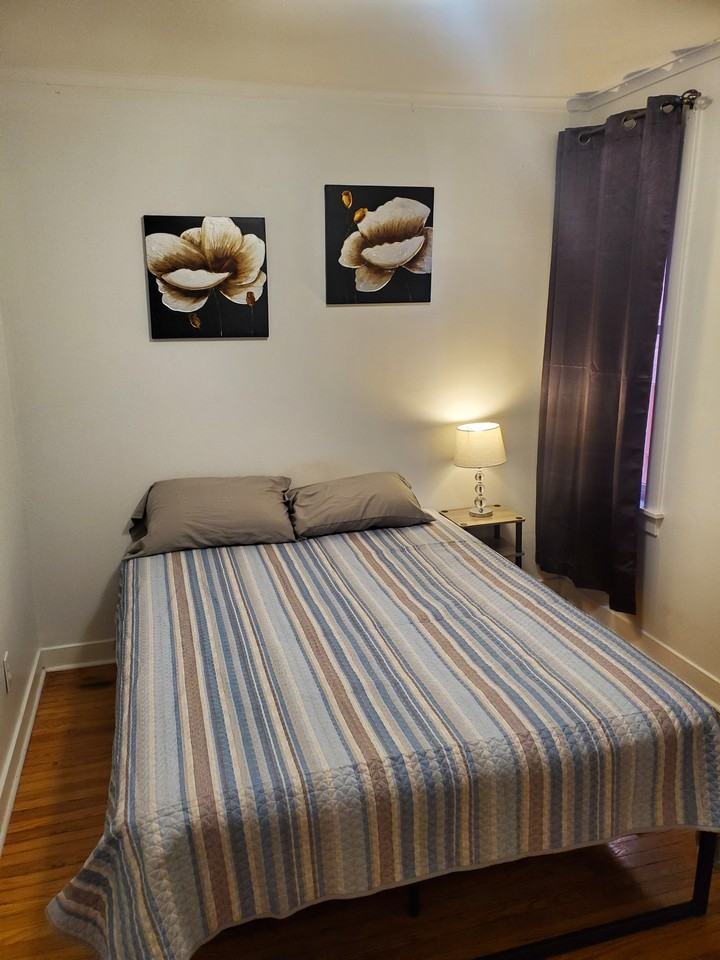 1338 Main St #6 - Photo 3 of 4