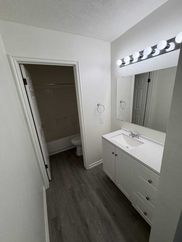 8067 W Copperfield Pl #21 - Photo 6 of 10