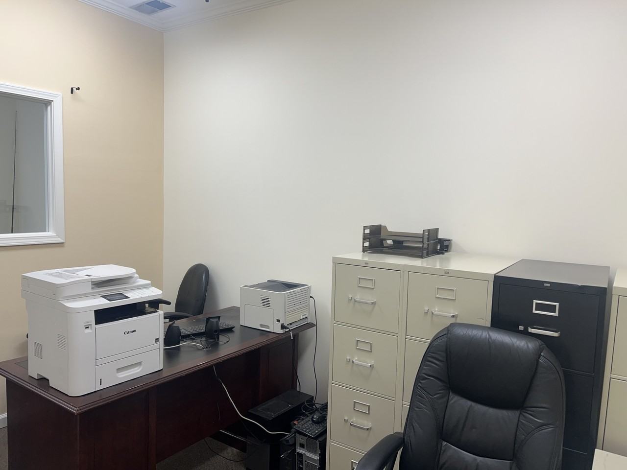 1733 Campus Plaza Ct - Photo 6 of 13