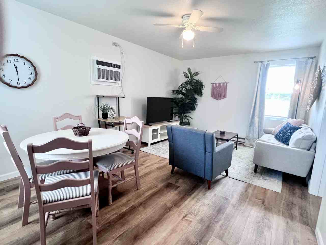 810 S Baltimore St #3 - Photo 6 of 18