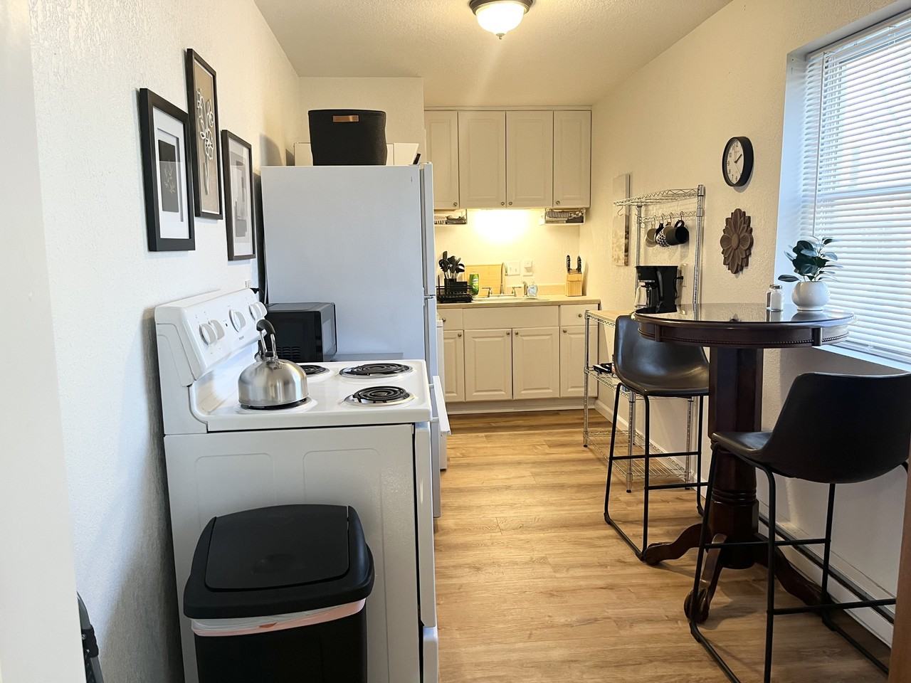 810 S Baltimore St #7 - Photo 4 of 19