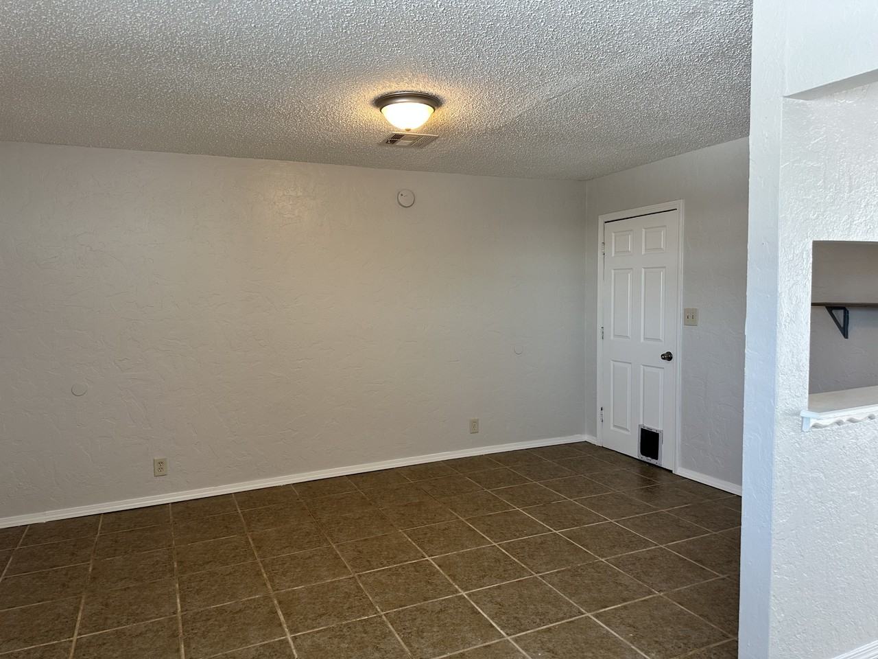 6321 Johnnie Ter - Photo 2 of 11