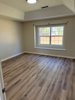 100 Mill Pond Dr - Photo 3 of 9