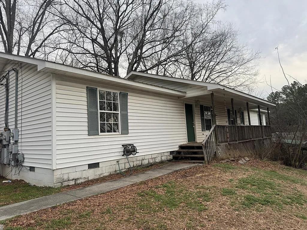 725,729 Fort Place St, #A - Photo 2 of 2