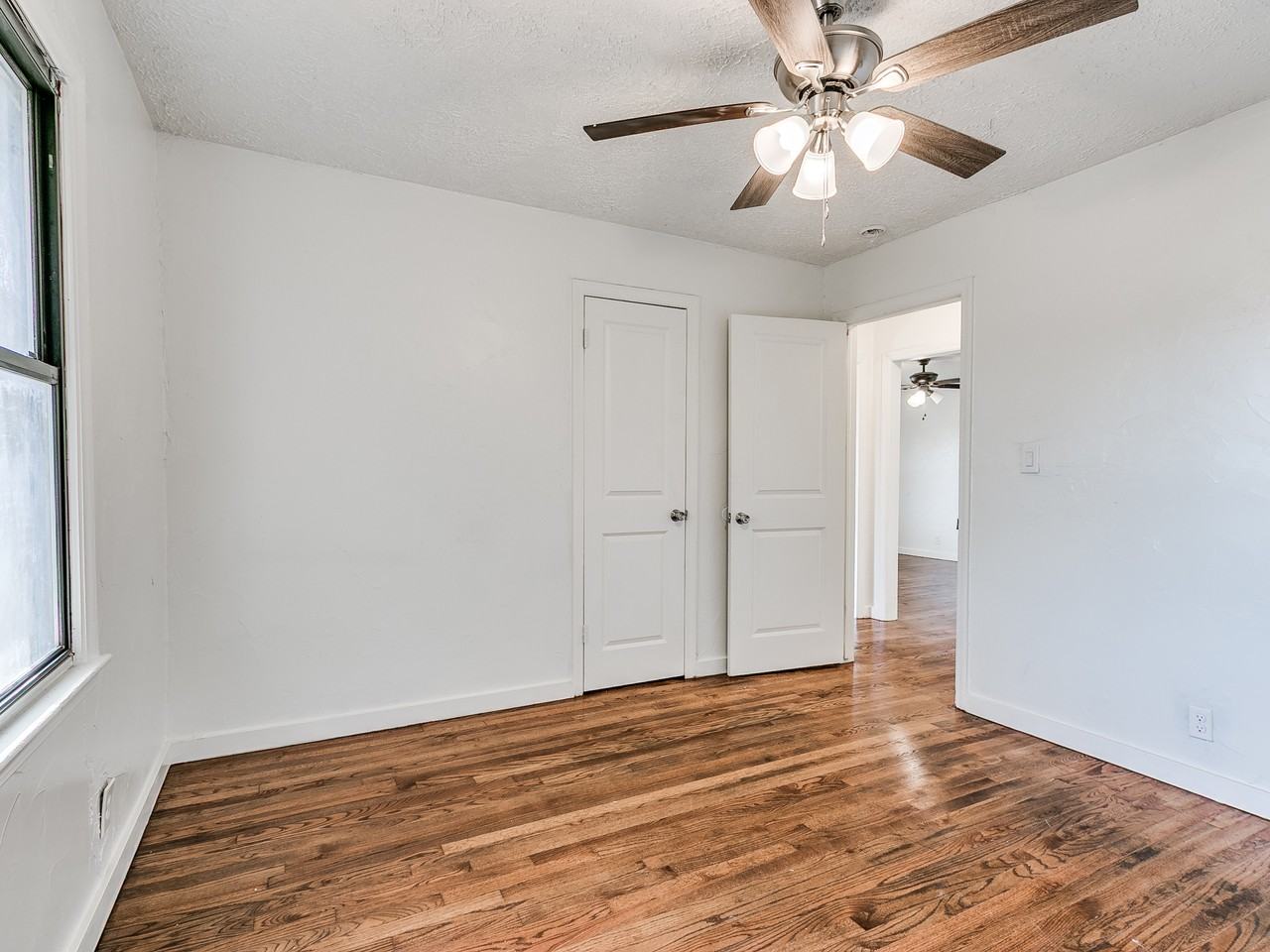 2921 Ne 17th Ave - Photo 6 of 34