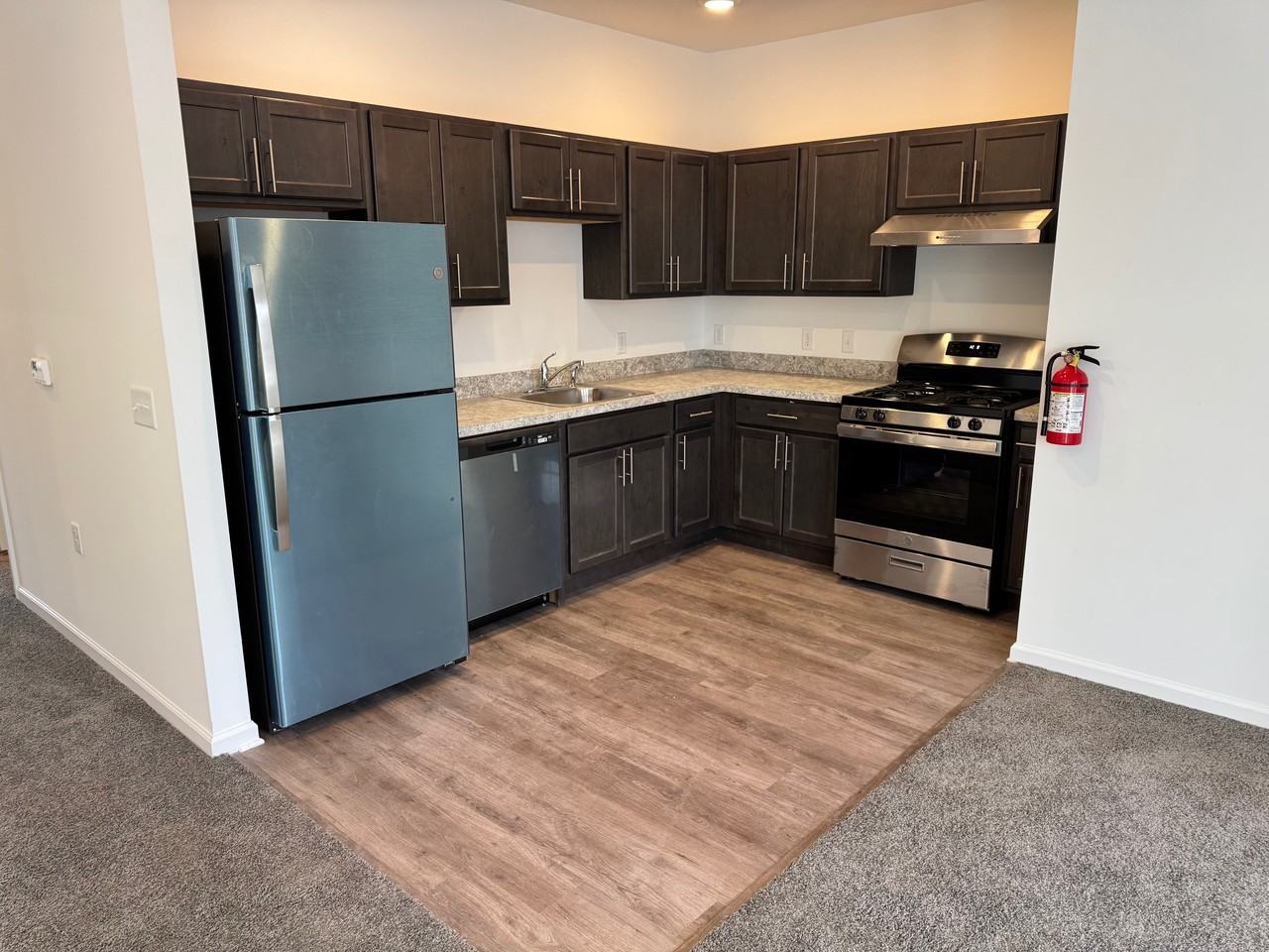 1201 John Vanzandt Dr - Photo 2 of 2