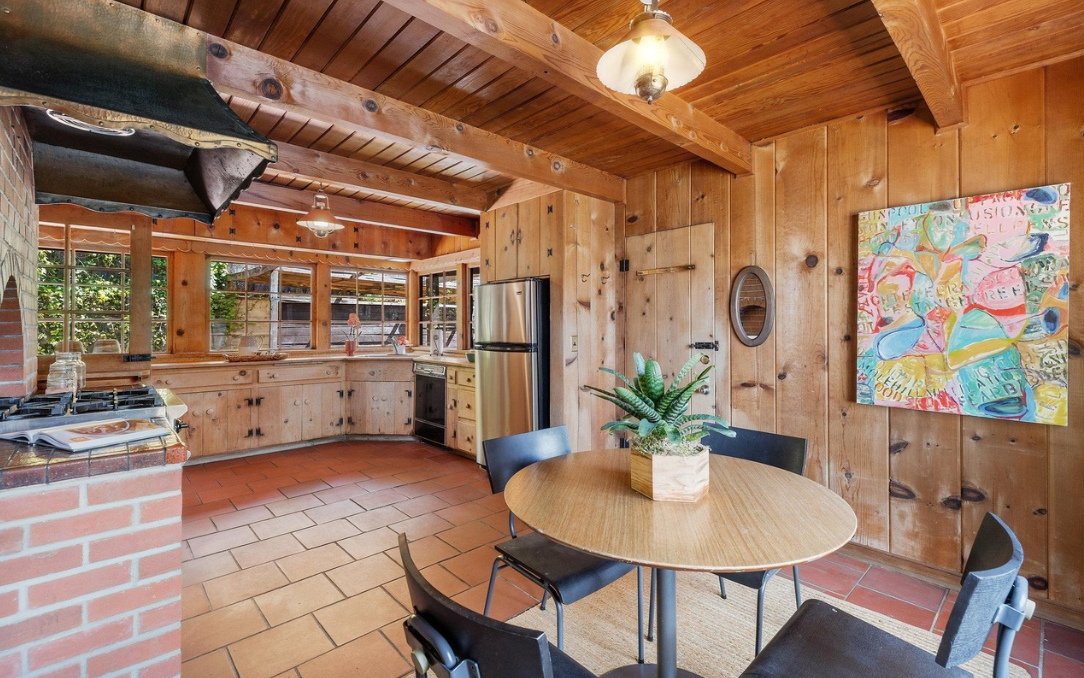 700 Coventry Rd - Photo 7 of 25