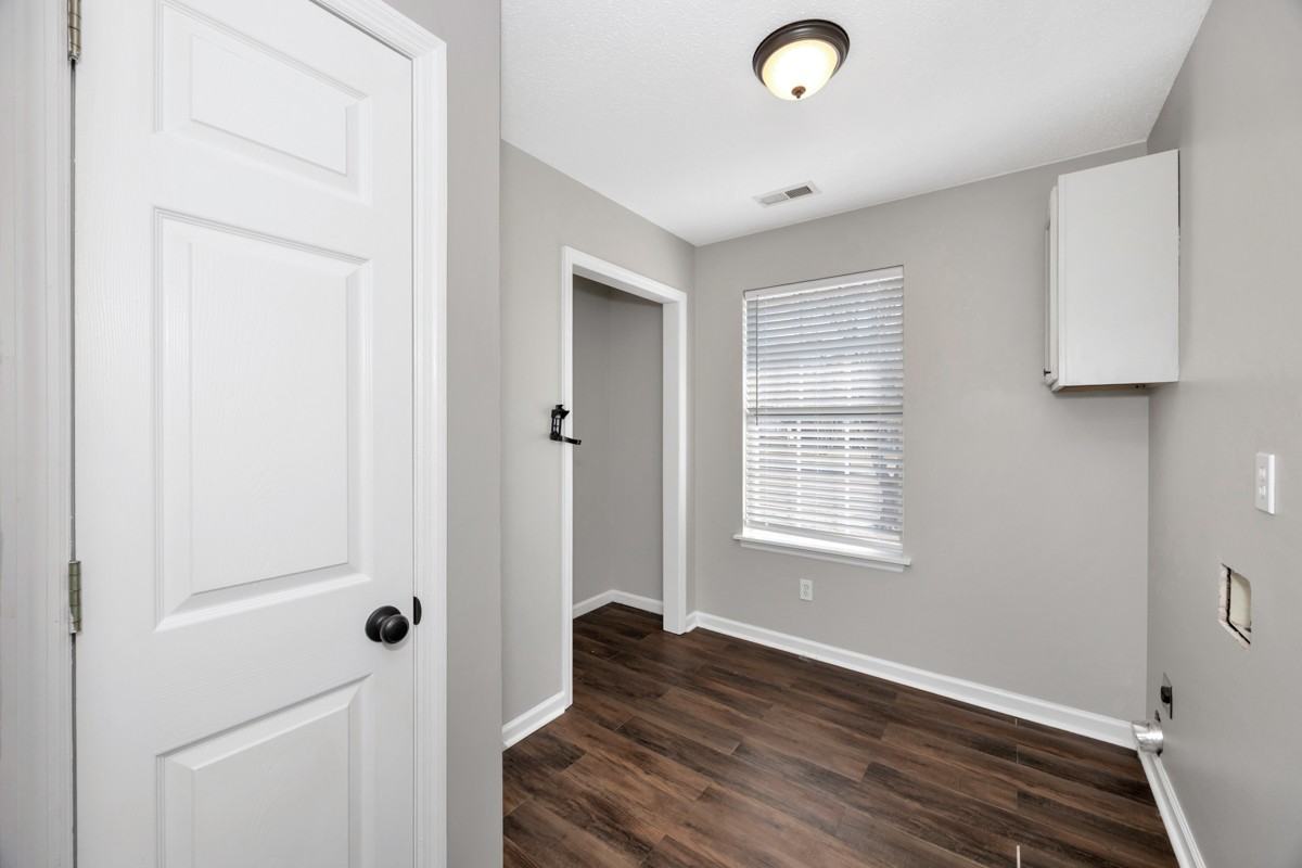 103 Sugar Bluff Ln Nw - Photo 3 of 37