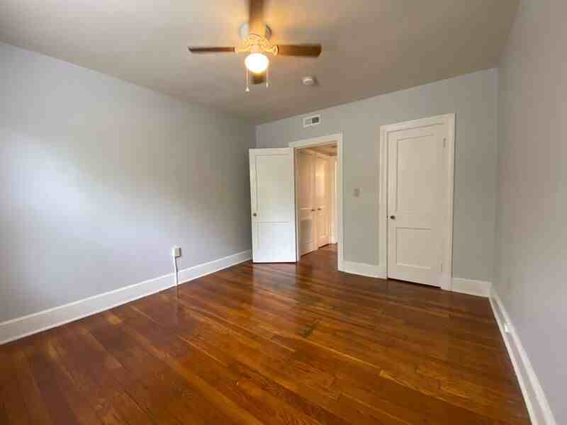 1320 Kenmore Ave - Photo 7 of 12