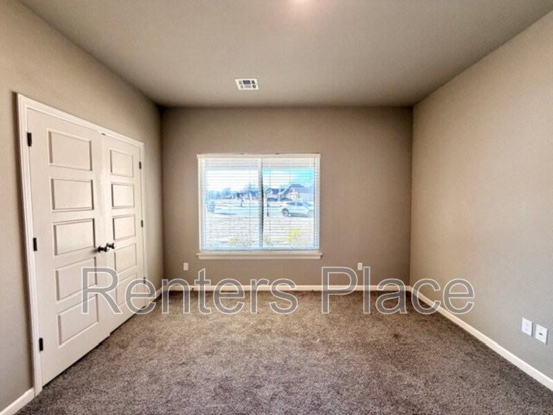 780 E 139th Pl - Photo 2 of 24