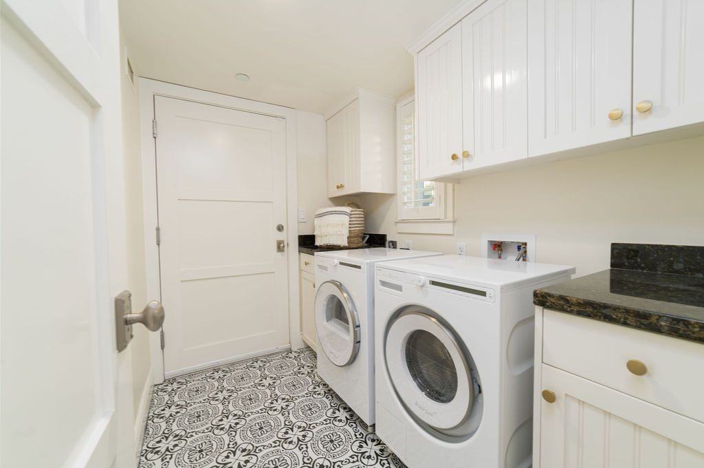 3731 4th Ave - Photo 7 of 41