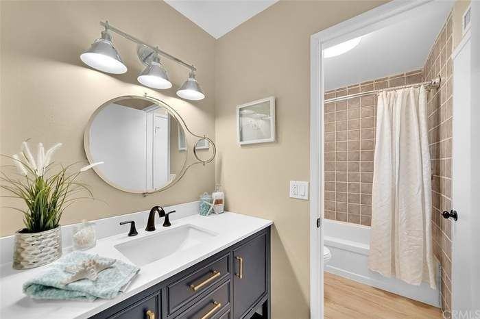 9595 Adams Ave - Photo 7 of 13