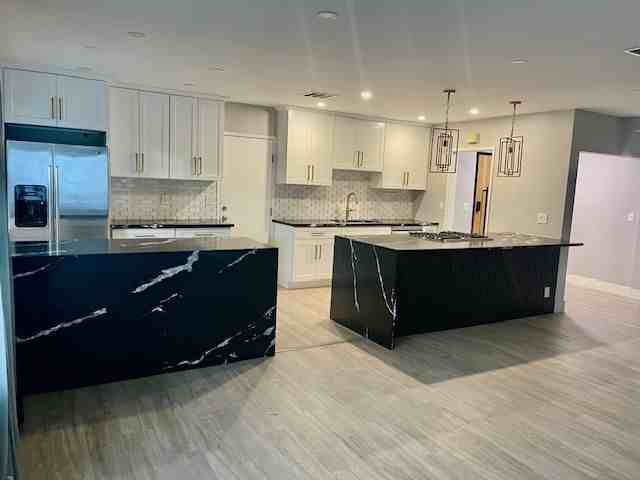 22020 Viscanio Rd - Photo 2 of 11