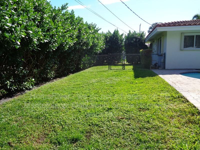 2221 Ne 32nd Ct - Photo 7 of 28