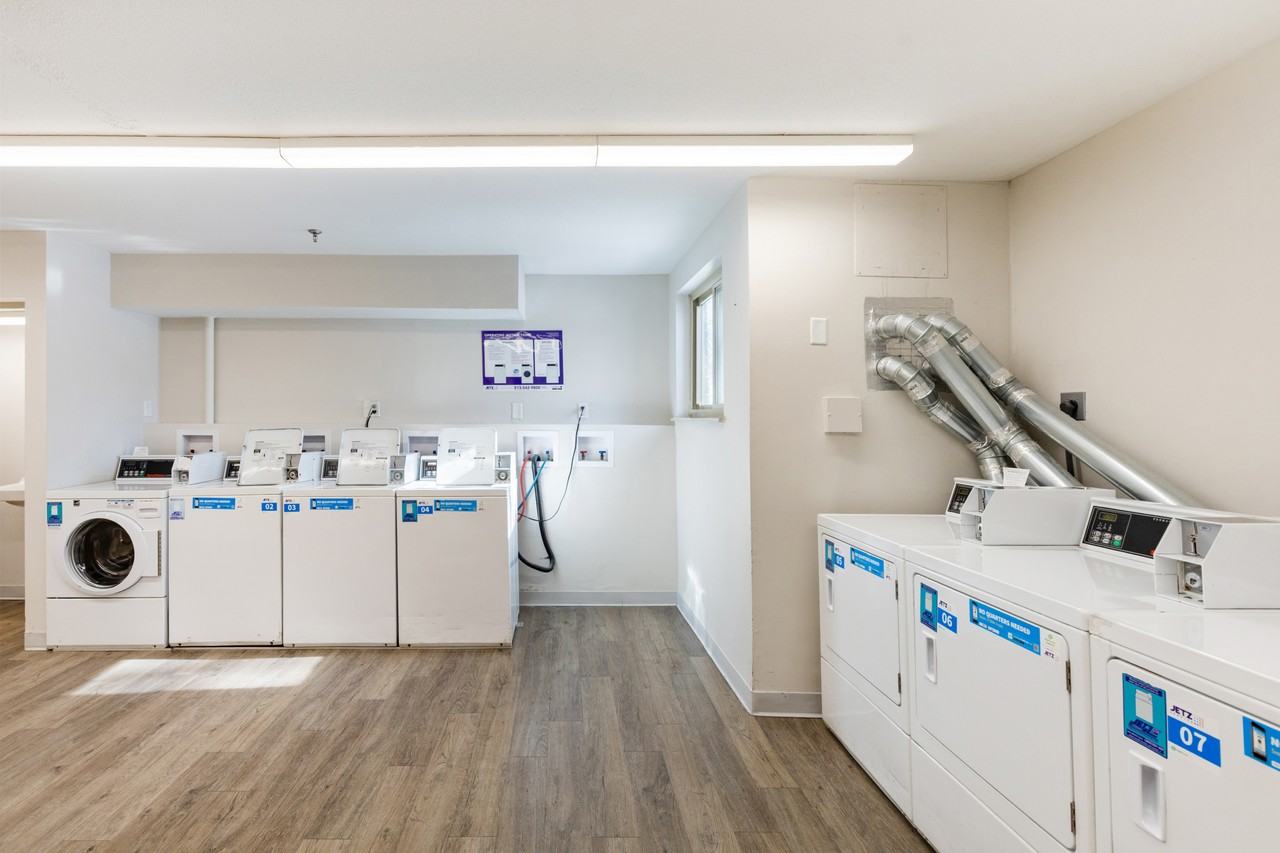 Winton House - Photo 3 of 66