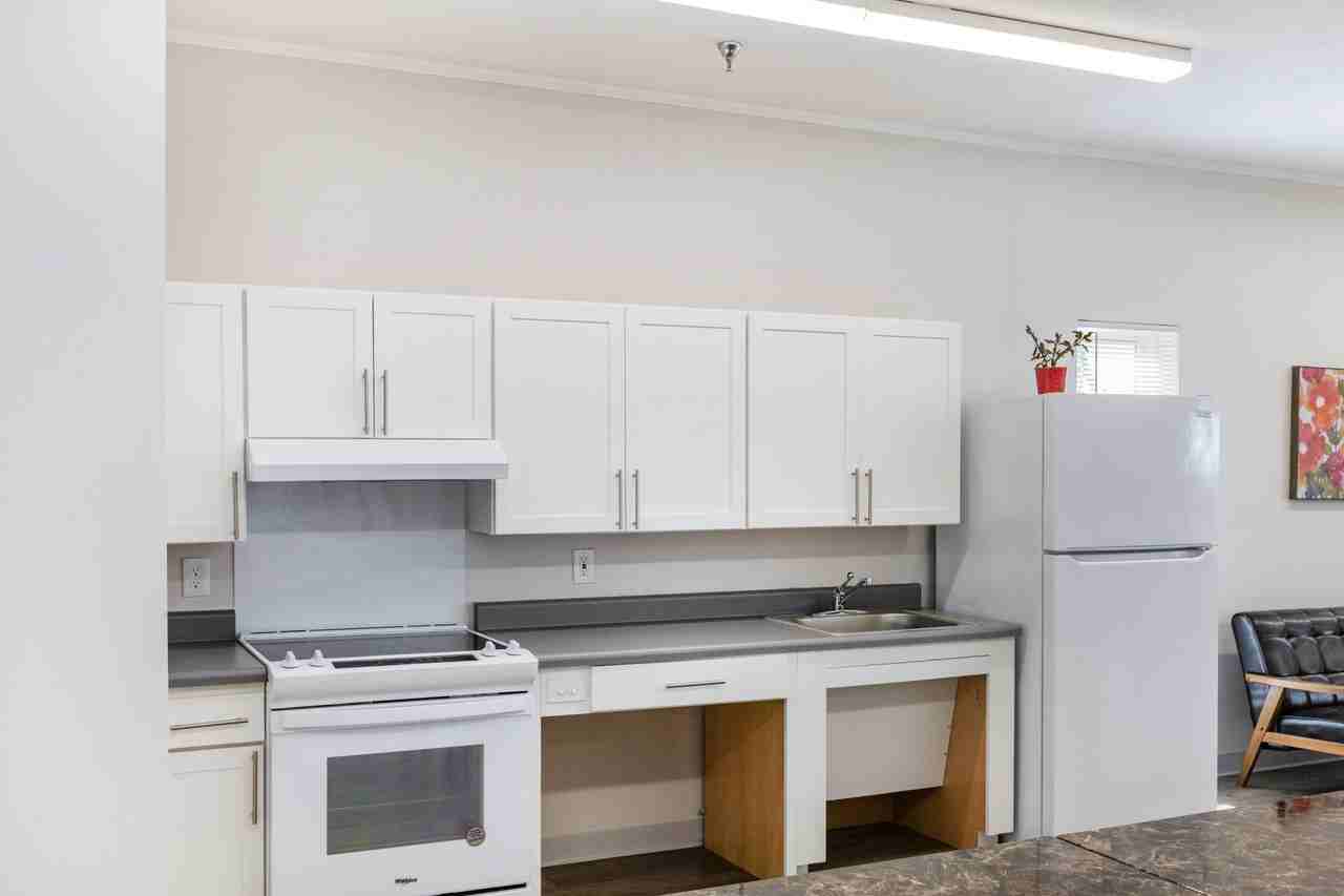 Winton House - Photo 6 of 68