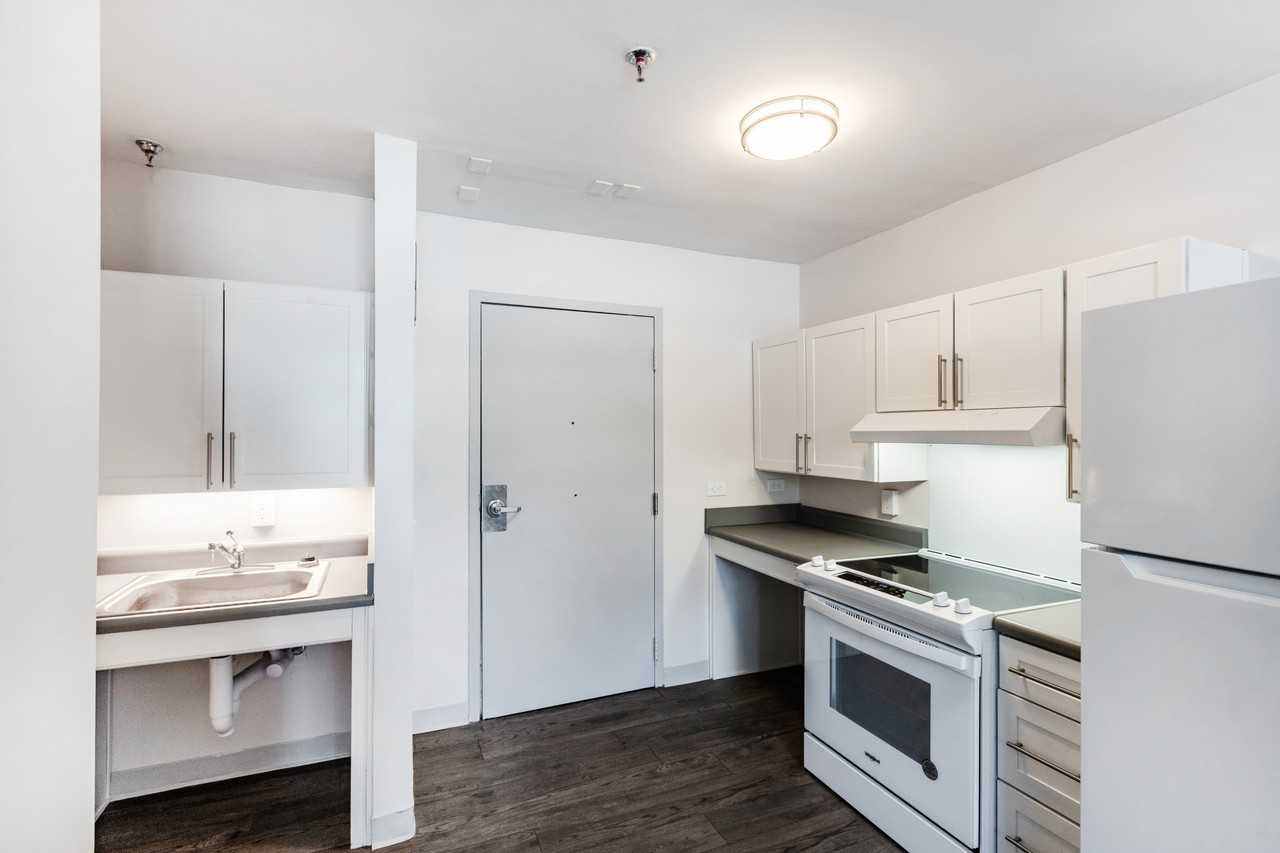 Winton House - Photo 7 of 68