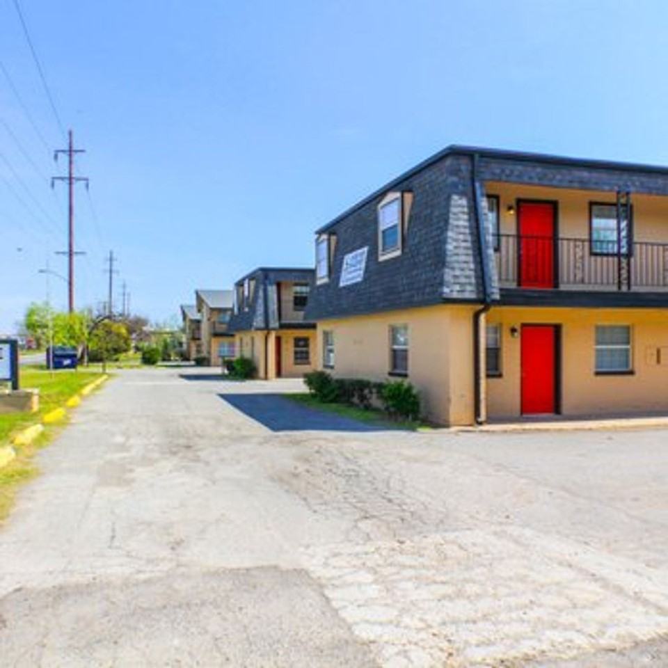 South Shore Apartments - Photo 7 of 50