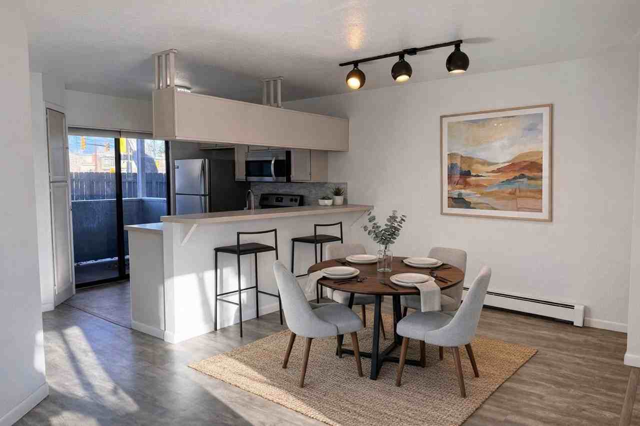 3575 28th St - Photo 3 of 13