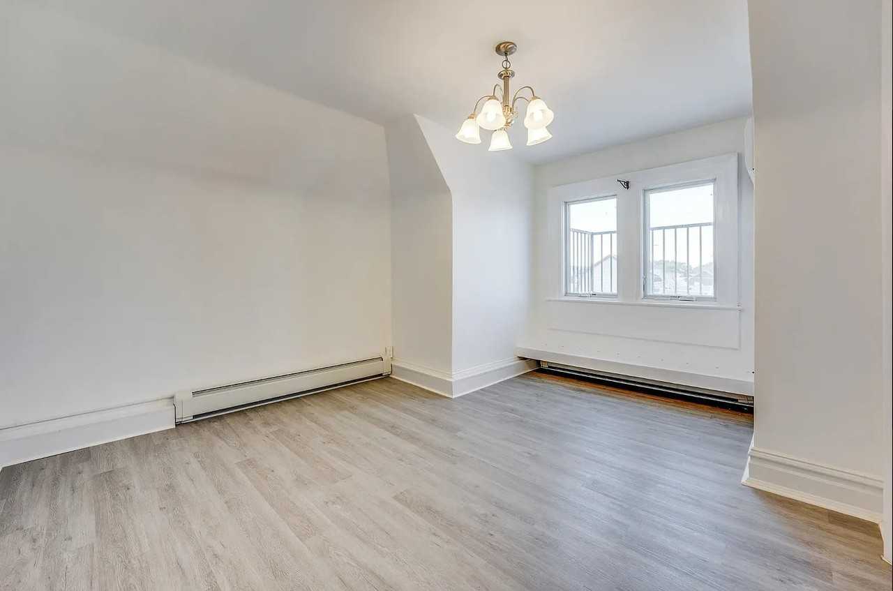 304 Fulton Ave #C - Photo 2 of 4