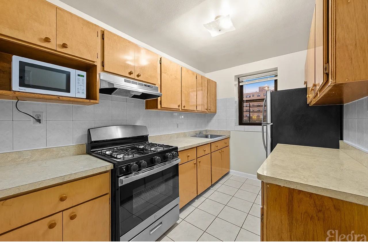 4 Elk St - Photo 2 of 5