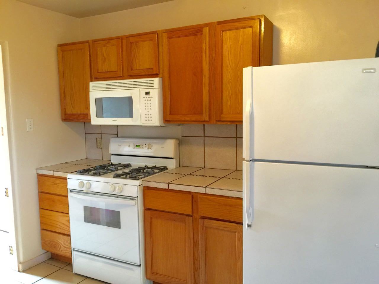 2620 Marble Ave Nw - Photo 5 of 18